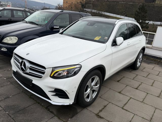 Mercedes-Benz GLC 250 4Matic AMG Line+KEYLESS GO+KAMERA+NAVI+